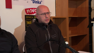 Elvir Alić, taksista