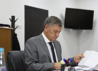 Gradonačelnik Kasumović uputio čestitku povodom Božića