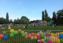 Bajramska zabava za djecu “Radost Bajrama” okupila veliki broj djece i njihovih roditelja na Kamberovića polju