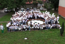 “Cvijet Srebrenice” postavljen u Osnovnoj školi “Musa Ćazim Ćatić” u Blatuši