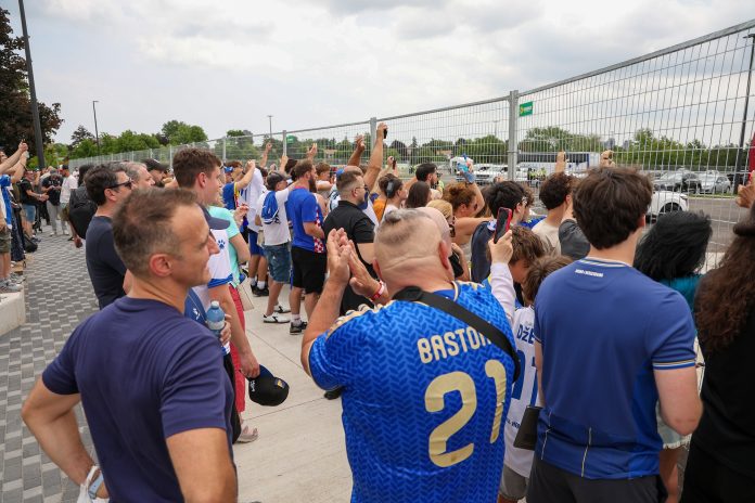 Trening reprezentacija BiH Toronto navijaci