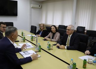 Ambasador Holtzapple i gradonačelnik Kasumović razgovarali o odnosima Gradske uprave i medija